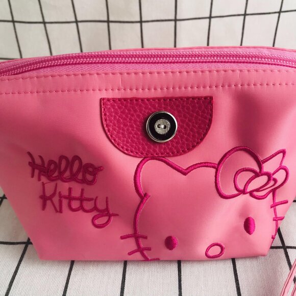 Hello Kitty MAKEUP BAG - Picture 2 of 6